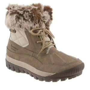 Bearpaw Women's Stone Becka Boots, NIB,